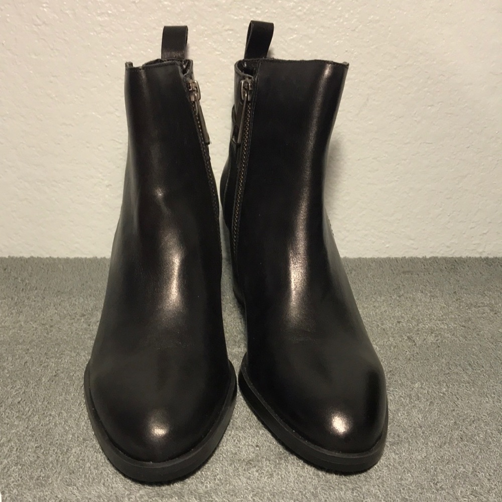 Ralph Lauren Genna Leather Ankle Booties 7B - Picture 3 of 8